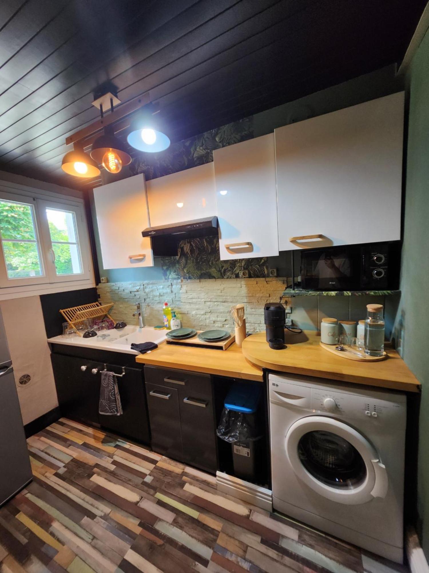 Apartamento No Historico Noyon Luaran gambar