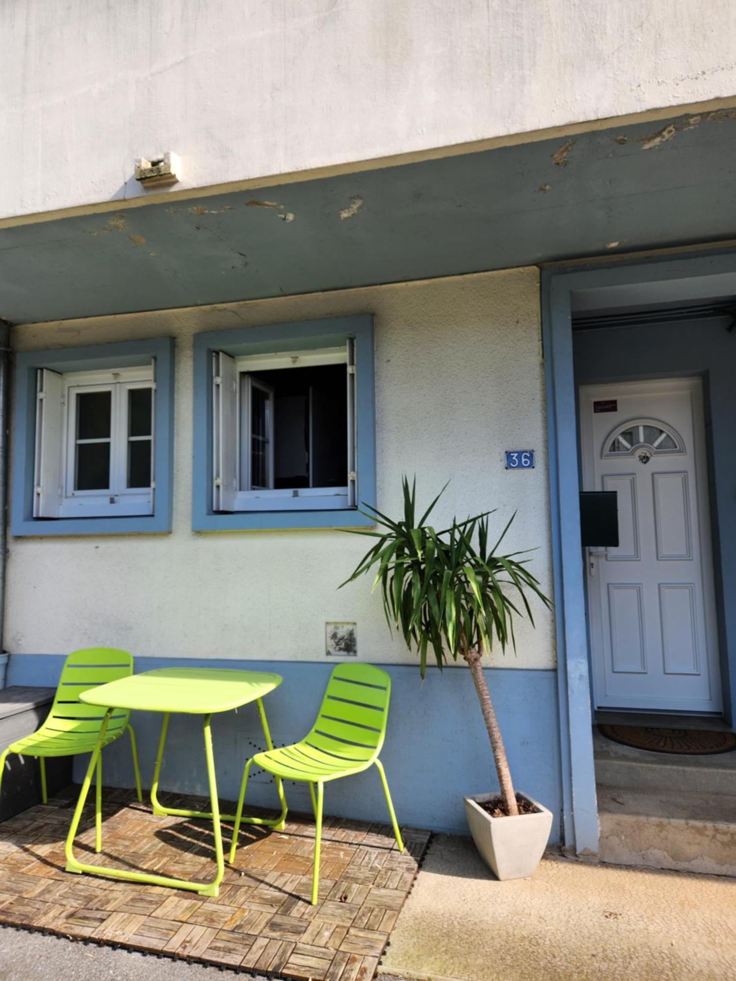 Apartamento No Historico Noyon Luaran gambar